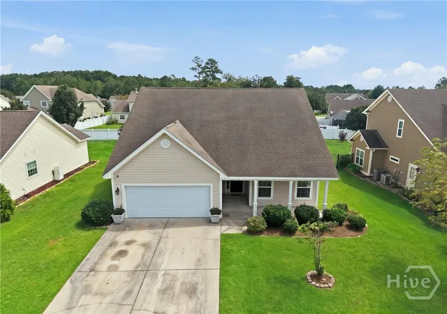 Photo 1 of Single family home for sale at 4 Olde Gate Ct, Pooler, GA 31322 | MLS# SA361987 | Listing updated on 2026-10-19