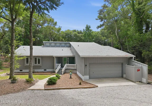Photo 1 of Single family home for sale at 131 Oakleaf Dr, Atlantic Beach, NC 28512 | MLS# 100590319 | Listing updated on 2026-09-05