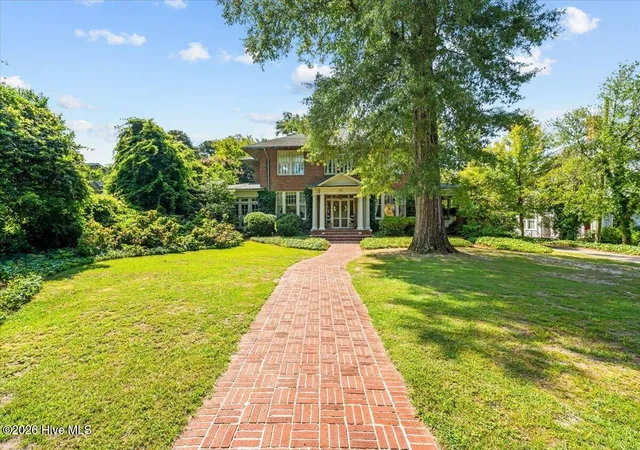 Photo 1 of Single family home for sale at 618 Fayetteville Rd, Rockingham, NC 28379 | MLS# 100595274 | Listing updated on 2026-08-22