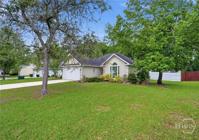 Photo 3 of Single family home for sale at 186 Silverton Rd, Pooler, GA 31322 | MLS# SA352980 | Listing updated on 2026-08-27