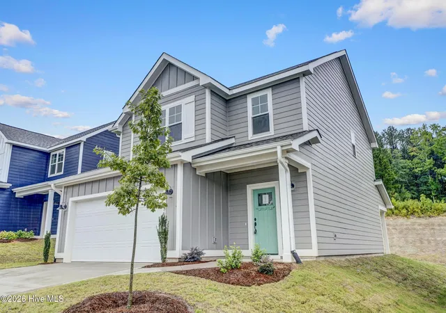 Photo 3 of Single family home for sale at 136 Carver St, Carthage, NC 28327 | MLS# 100538154 | Listing updated on 2026-08-18