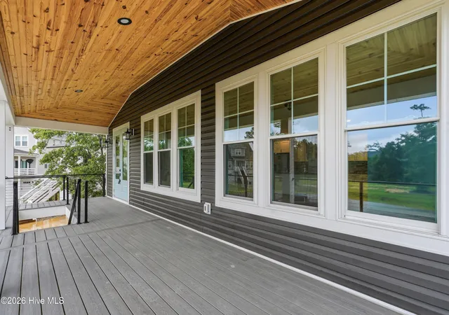 Photo 3 of Single family home for sale at 305 Landon Ln, Sneads Ferry, NC 28460 | MLS# 100564911 | Listing updated on 2026-08-19