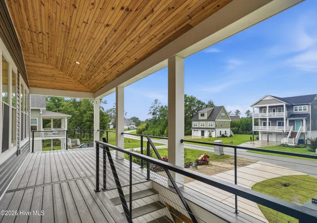Photo 3 of Single family home for sale at 305 Landon Ln, Sneads Ferry, NC 28460 | MLS# 100564911 | Listing updated on 2026-08-19