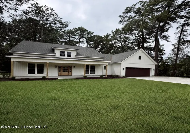 Photo 1 of Single family home for sale at 6818 River Rd, Washington, NC 27889 | MLS# 100598482 | Listing updated on 2026-09-01