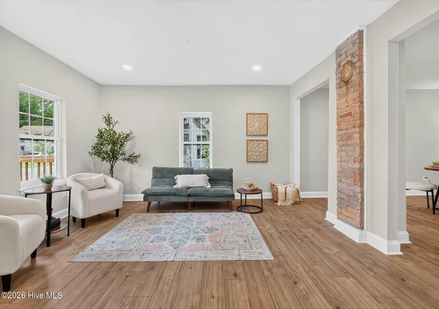 Photo 3 of Single family home for sale at 116 E Broad St, Elizabeth City, NC 27909 | MLS# 100599111 | Listing updated on 2026-08-31