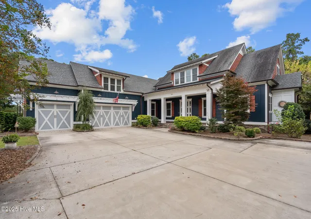 Photo 2 of Mansion for sale at 314 E Rolling Meadows Rd, Hampstead, NC 28443 | MLS# 100532333 | Listing updated on 2026-08-19