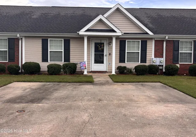 Photo 1 of Townhouse for sale at 404 Newhaven Ct, Grovetown, GA 30813 | MLS# 100595305 | Listing updated on 2026-09-13