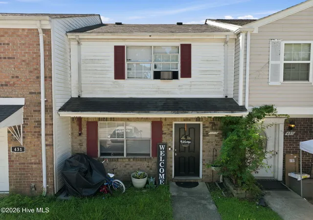 Photo 1 of Townhouse for sale at 433 Myrtlewood Cir, Jacksonville, NC 28546 | MLS# 100596197 | Listing updated on 2026-08-24