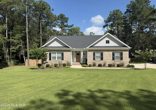 Photo 3 of Single family home for sale at 409 Piney Oak Dr, Carthage, NC 28327 | MLS# 100565481 | Listing updated on 2026-08-26