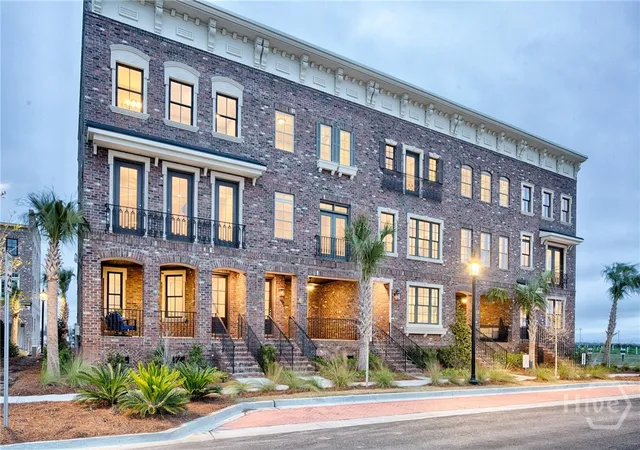 Photo 1 of Townhouse for sale at 460 Altamaha St, Savannah, GA 31401 | MLS# SA355892 | Listing updated on 2026-08-20