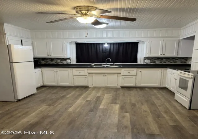 4th image of 51 Oak St, Whiteville, NC 28472 | MLS# 100597387