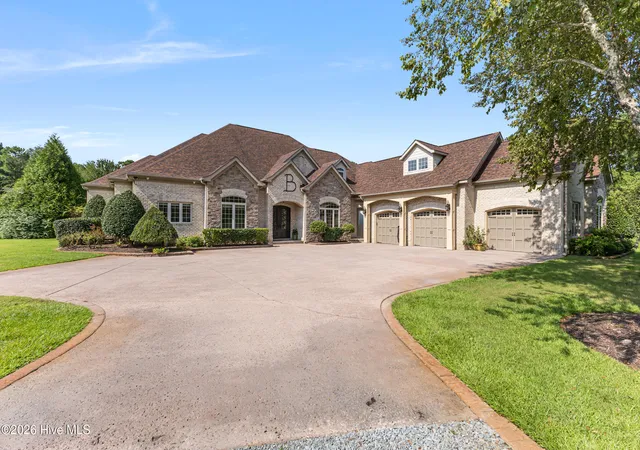 Photo 2 of Mansion for sale at 439 Whitebridge Rd, Hampstead, NC 28443 | MLS# 100593979 | Listing updated on 2026-09-14