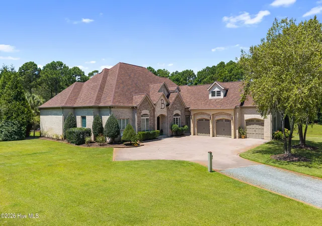 Photo 3 of Mansion for sale at 439 Whitebridge Rd, Hampstead, NC 28443 | MLS# 100593979 | Listing updated on 2026-09-14