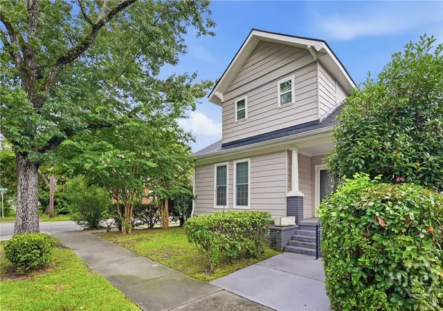 Photo 2 of Multi family home for sale at 829 E 34th Street, Savannah, GA 31401 | MLS# SA360847 | Listing updated on 2026-08-19