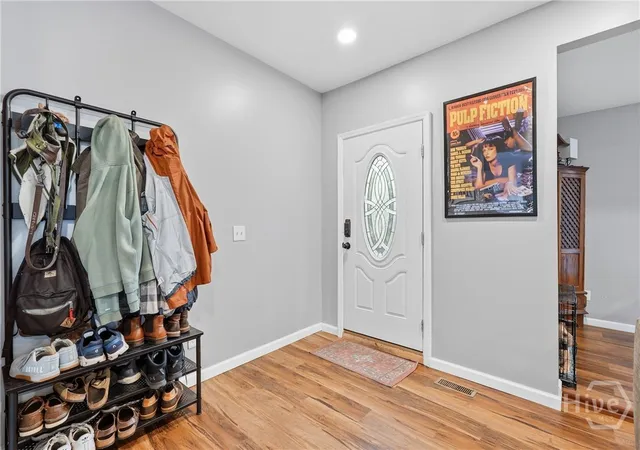 Listing Photo 4 - Condo for sale in building located at 829 E 34th St, Savannah, GA 31401