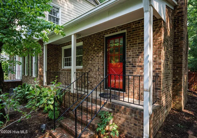 Photo 3 of Single family home for sale at 1931 Fountain Ridge Rd, Chapel Hill, NC 27517 | MLS# 100595303 | Listing updated on 2026-08-27