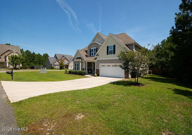 Photo 3 of Single family home for sale at 701 Tuscarora Dr, Holly Ridge, NC 28445 | MLS# 100597869 | Listing updated on 2026-09-23