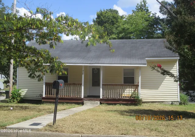 Photo 1 of Single family home for sale at 516 Winstead St N, Wilson, NC 27893 | MLS# 100597285 | Listing updated on 2026-08-21