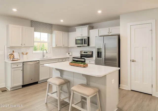 Photo 2 of Single family home for sale at 8030 Alexis Ave, Leland, NC 28451 | MLS# 100595776 | Listing updated on 2026-10-05