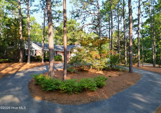 Photo 3 of Single family home for sale at 48 Martin Dr, Whispering Pines, NC 28327 | MLS# 100594964 | Listing updated on 2026-10-02