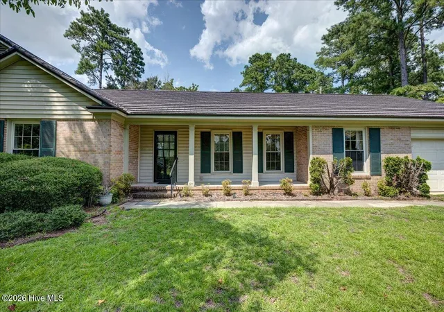 Photo 3 of Single family home for sale at 4904 Hillandale Rd, Trent Woods, NC 28562 | MLS# 100596435 | Listing updated on 2026-10-05