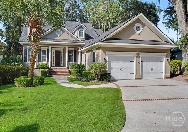 Photo 1 of Single family home for sale at 8 Fore Royal Cir, Savannah, GA 31411 | MLS# SA363065 | Listing updated on 2026-09-16
