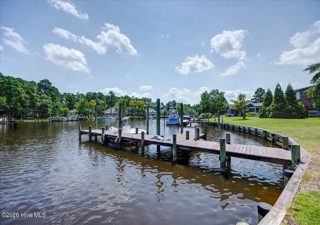 Photo 4 of Single family home for sale at 5724 Gondolier Dr, New Bern, NC 28560 | MLS# 100596221 | Listing updated on 2026-10-03