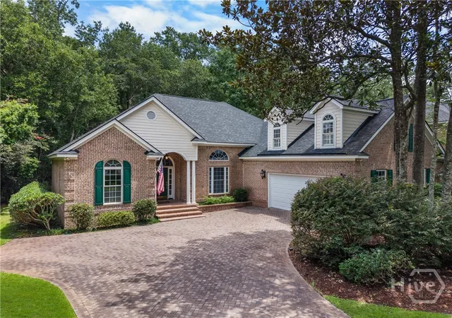 Photo 1 of Single family home for sale at 39 White Oak Blf, Savannah, GA 31405 | MLS# SA362203 | Listing updated on 2026-08-21