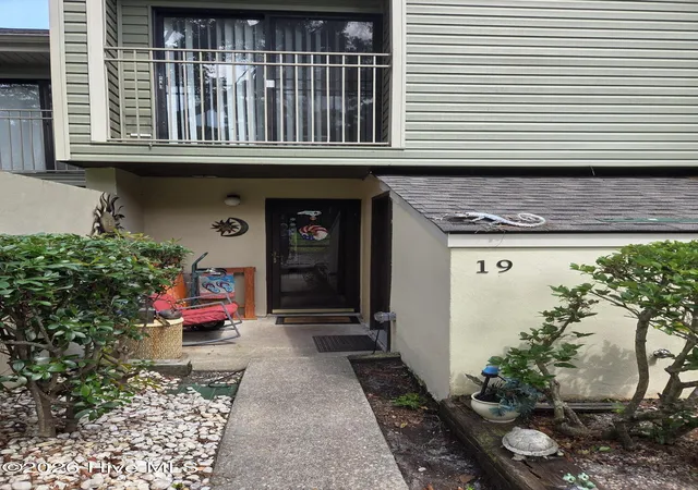 Listing Photo 4 - Condo for sale in building located at 19 Gate 1, Carolina Shores, NC 28467