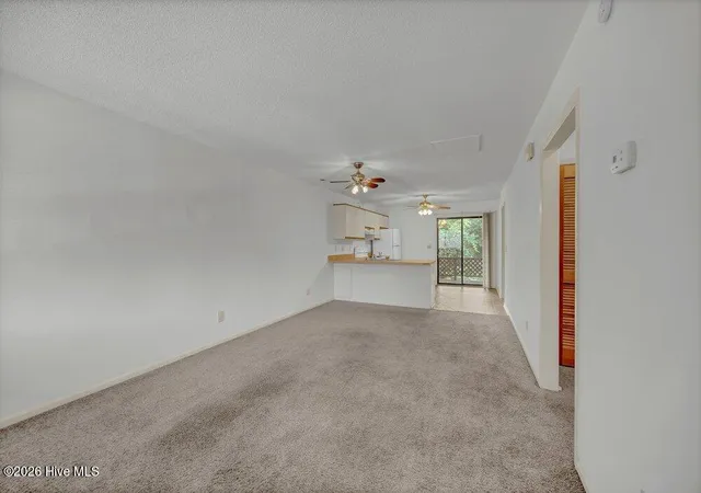 Photo 3 of Condo for sale at 522 S Kerr Ave #Apt 32, Wilmington, NC 28403 | MLS# 100598070 | Listing updated on 2026-09-17