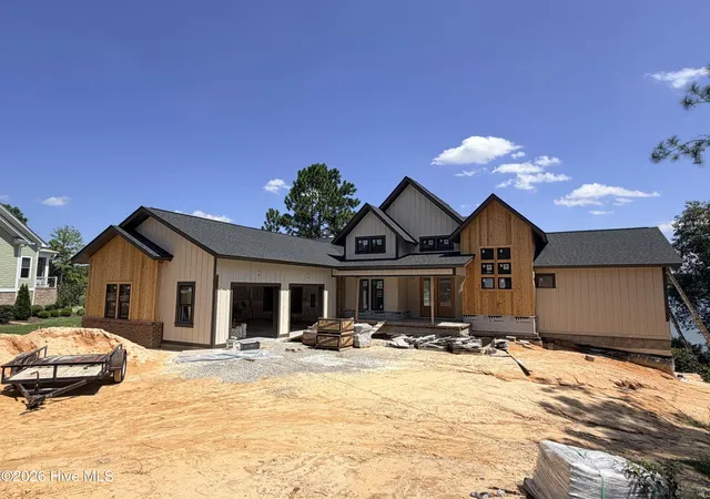 Photo 1 of Single family home for sale at 9 Lake Side Ct, Pinehurst, NC 28374 | MLS# 100598666 | Listing updated on 2026-08-25