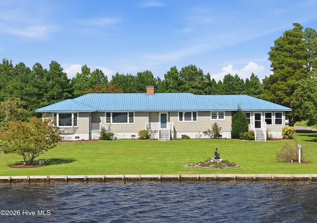 Single family home for sale at 835 Foreman Ln, Belhaven, NC 27810 | MLS# 100598653