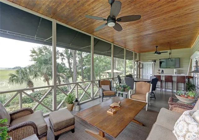 Photo 3 of Single family home for sale at 119 N Marsh Rd, Savannah, GA 31410 | MLS# SA354701 | Listing updated on 2026-08-29