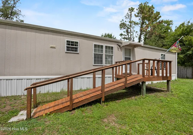 Photo 2 of Manufactured home for sale at 4568 Cedar St Se, Southport, NC 28461 | MLS# 100593693 | Listing updated on 2026-08-27