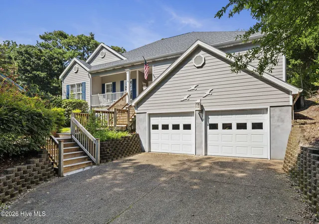 Photo 3 of Single family home for sale at 116 White Ash Dr, Atlantic Beach, NC 28512 | MLS# 100593124 | Listing updated on 2026-09-14