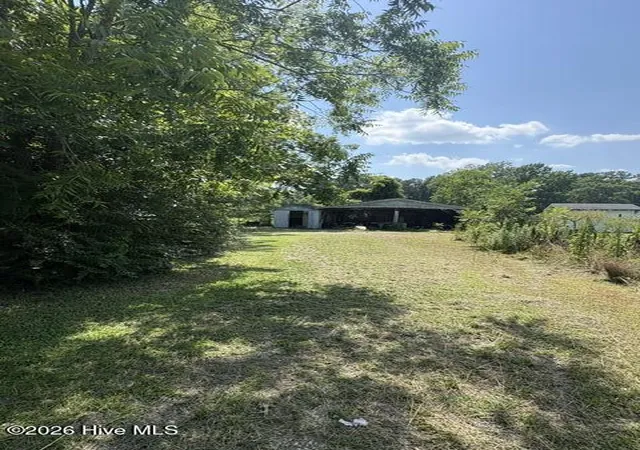 Photo 3 of Single family home for sale at 226 S 5th Street, Aurora, NC 27806 | MLS# 100593908 | Listing updated on 2026-09-17