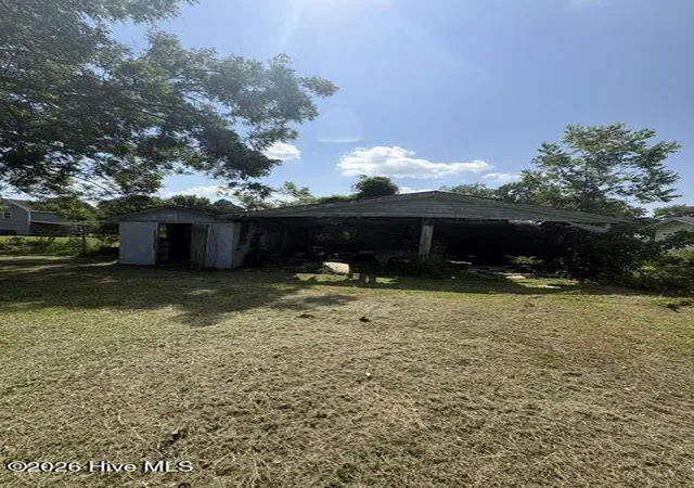 Photo 4 of Single family home for sale at 226 S 5th Street, Aurora, NC 27806 | MLS# 100593908 | Listing updated on 2026-09-17