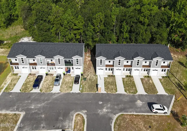Listing Photo 4 - Condo for sale in building located at 1032 Xian Wy, Northwest, NC 28451