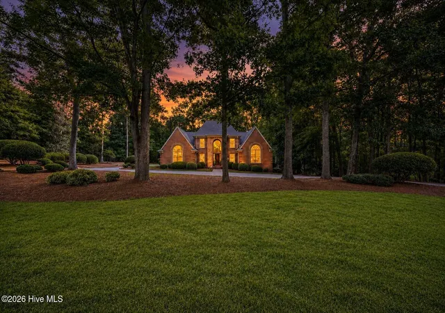 Photo 2 of Single family home for sale at 2052 Northmont Dr, Asheboro, NC 27205 | MLS# 100599117 | Listing updated on 2026-08-26