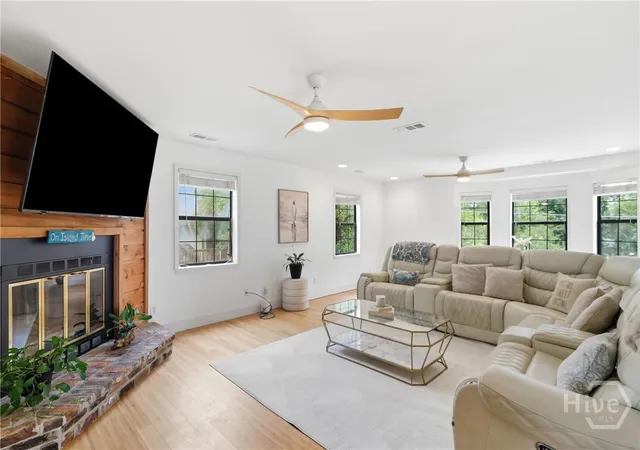 Photo 4 of Single family home for sale at 155 S Campbell Ave, Tybee Island, GA 31328 | MLS# SA362330 | Listing updated on 2026-10-07