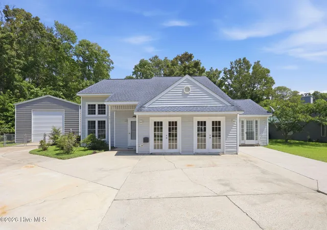 Photo 1 of Single family home for sale at 3018 Mandy Ln, Morehead City, NC 28557 | MLS# 100598571 | Listing updated on 2026-09-20