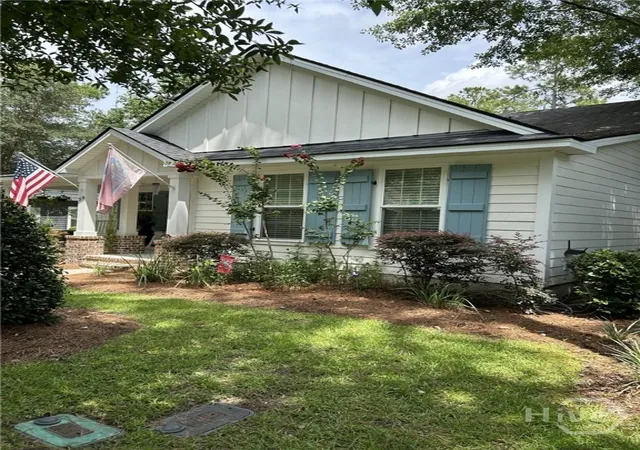 2nd image of 59 S Ridgewood Park Dr, Richmond Hill, GA 31324 | MLS# SA360432