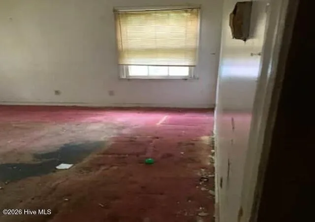 Photo 4 of Single family home for sale at 1806 S Pitt St, Greenville, NC 27834 | MLS# 100597496 | Listing updated on 2026-09-17
