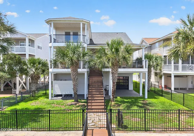 Photo 3 of Single family home for sale at 44 Goldsboro St, Ocean Isle Beach, NC 28469 | MLS# 100594911 | Listing updated on 2026-09-08