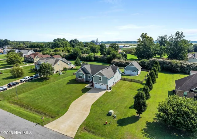 Photo 2 of Single family home for sale at 121 Algonquin Trl, Shawboro, NC 27973 | MLS# 100598033 | Listing updated on 2026-08-21