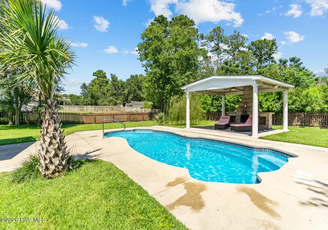 Photo 3 of Single family home for sale at 481 Mcquillan Dr, Wilmington, NC 28412 | MLS# 100595047 | Listing updated on 2026-09-18