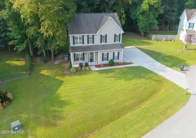 Photo 2 of Single family home for sale at 221 Rudolph Ln, Hubert, NC 28539 | MLS# 100597836 | Listing updated on 2026-08-31