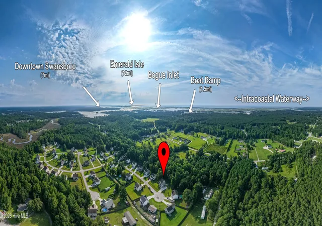 Photo 3 of Single family home for sale at 221 Rudolph Ln, Hubert, NC 28539 | MLS# 100597836 | Listing updated on 2026-08-31