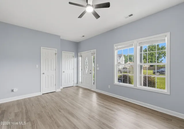 Photo 4 of Single family home for sale at 221 Rudolph Ln, Hubert, NC 28539 | MLS# 100597836 | Listing updated on 2026-08-31