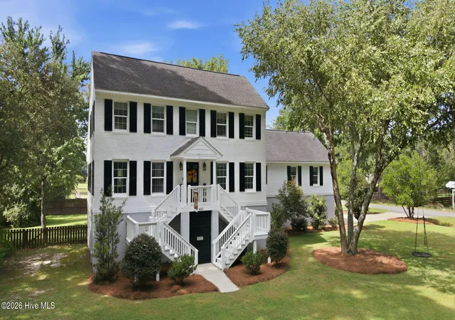Photo 2 of Single family home for sale at 601 Fairview Ave, Washington, NC 27889 | MLS# 100597163 | Listing updated on 2026-09-15